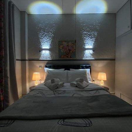 Anna Maria Greek Filoxenia Apartment ピレウス エクステリア 写真